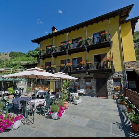 Hotel Veneriaz Nus Exterior foto